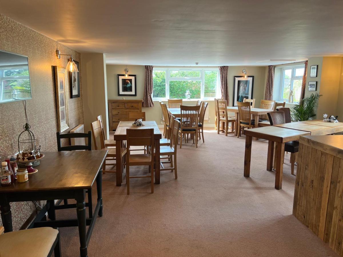 Bed & Breakfast The Lawns Tea And Ashcott